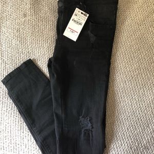 NWT Zara woman distressed black skinny jeans